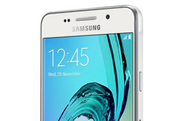 Стали известны характеристики Samsung Galaxy A3 (2017)