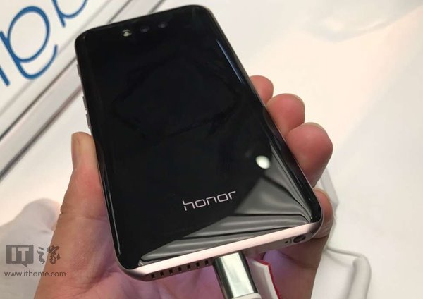 Huawei-Honor-Magic-Hands-on-014.jpg