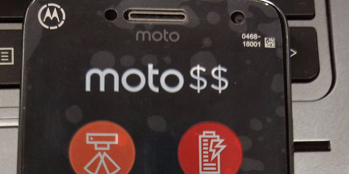 Moto G5 Plus с 5.2-дюймовым дисплеем засветился на фото