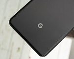 В сети появились рендеры смартфона Google Pixel 4