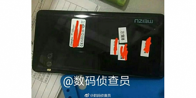 Очередная фотография прототипа Meizu Pro 7 с двойной задней камерой и дополнительным дисплеем появилась в сети