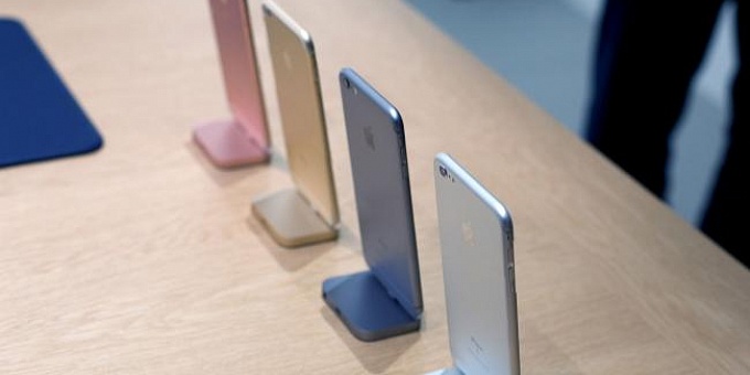 Стала известна официальная цена на Apple iPhone 7 и iPhone 7 Plus в России